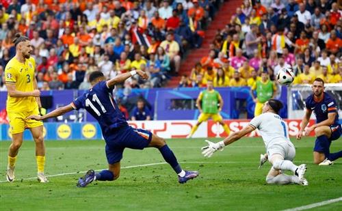 โรมาเนีย vs ฮาแลนด์